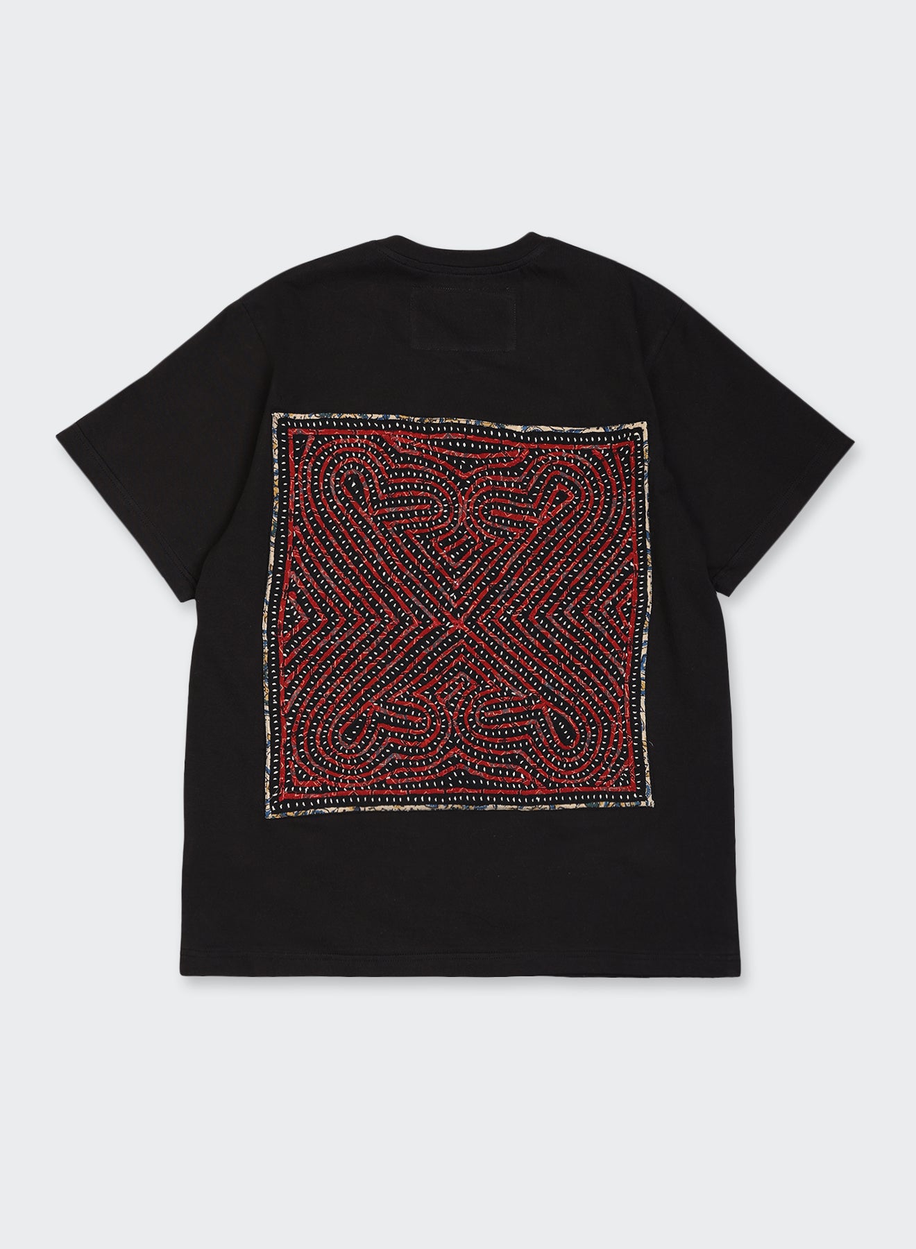 KARDO / T-6 / T-SHIRT WITH RABARI BACK PANEL & PATCH POCKET / BLACK