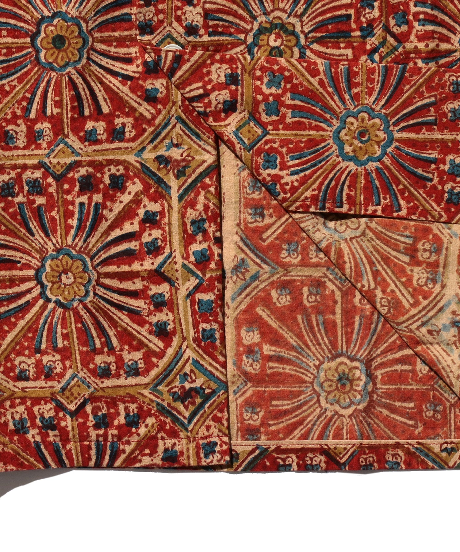 BEAMS PLUS / Open Collar Block Print Flower / 3801-0168-139