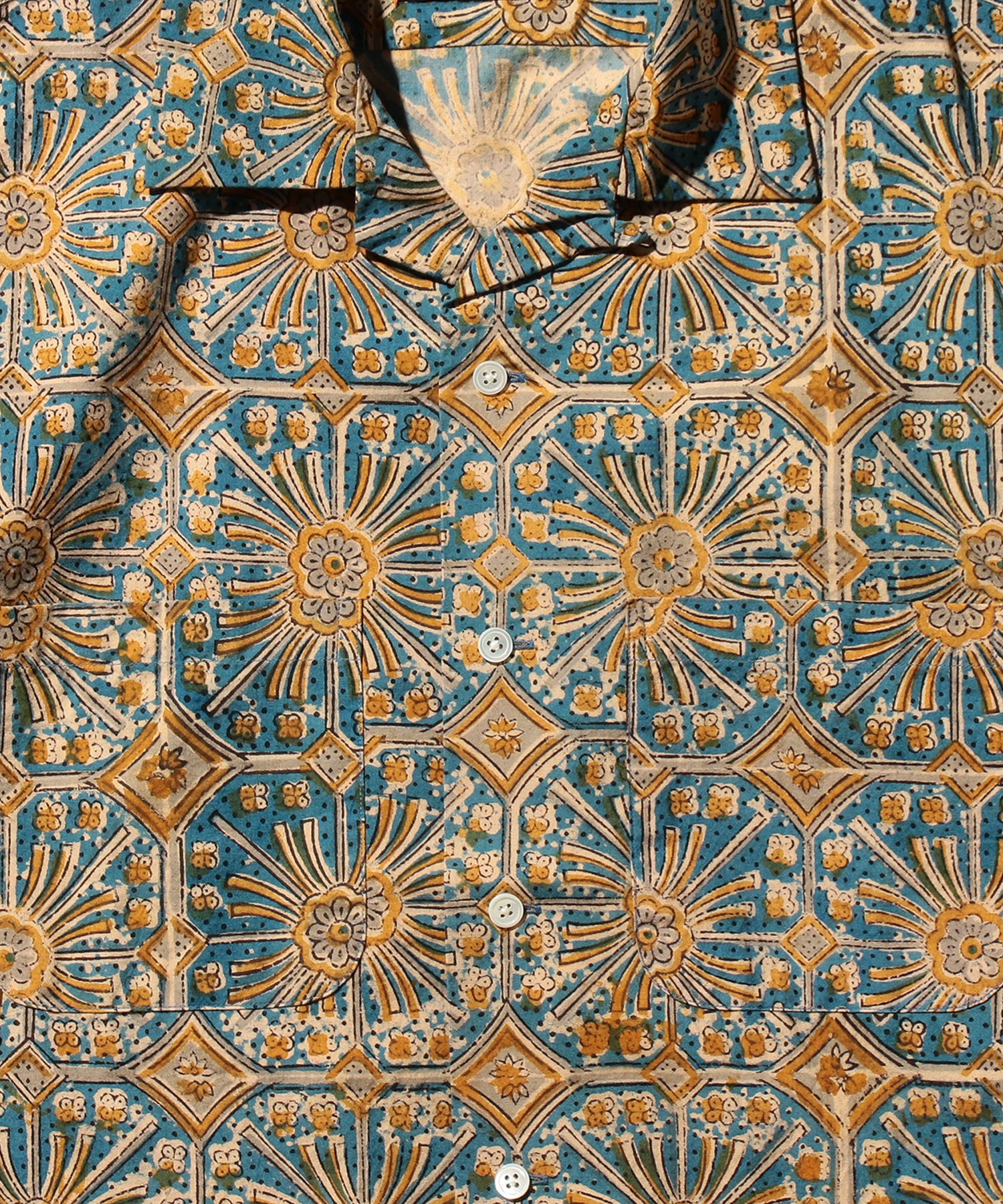 BEAMS PLUS / Open Collar Block Print Flower / 3801-0168-139