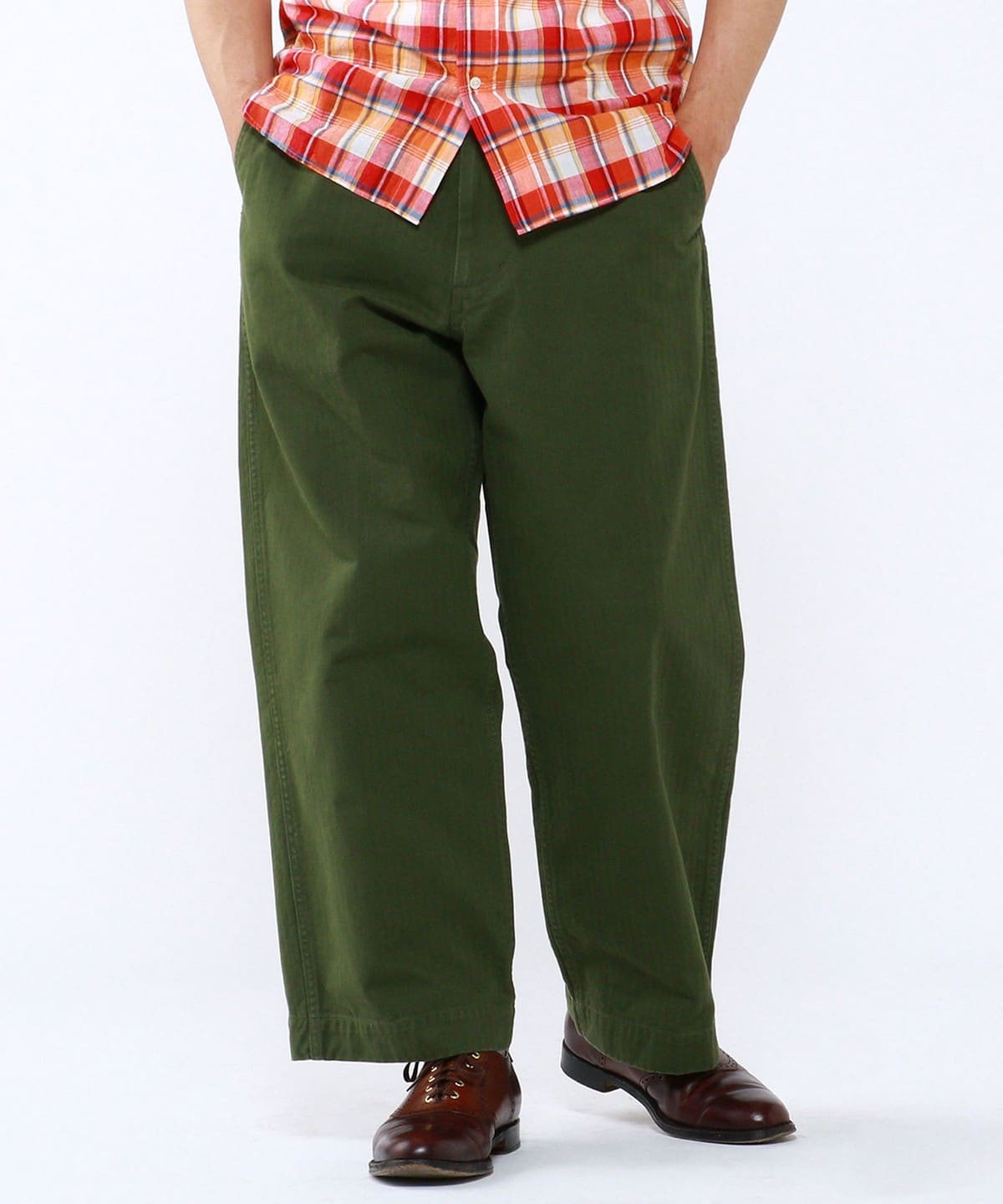 BEAMS PLUS / MIL Trousers Herringbone Olive / 3823-0126-791