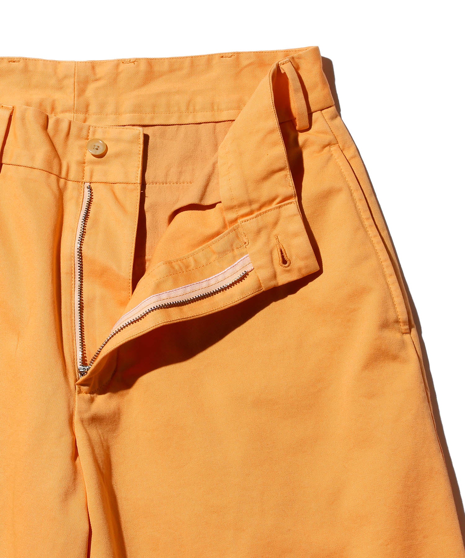 BEAMS PLUS / Plain Front Shorts Cut-Off Twill Garment Dye / 3825-0070-791