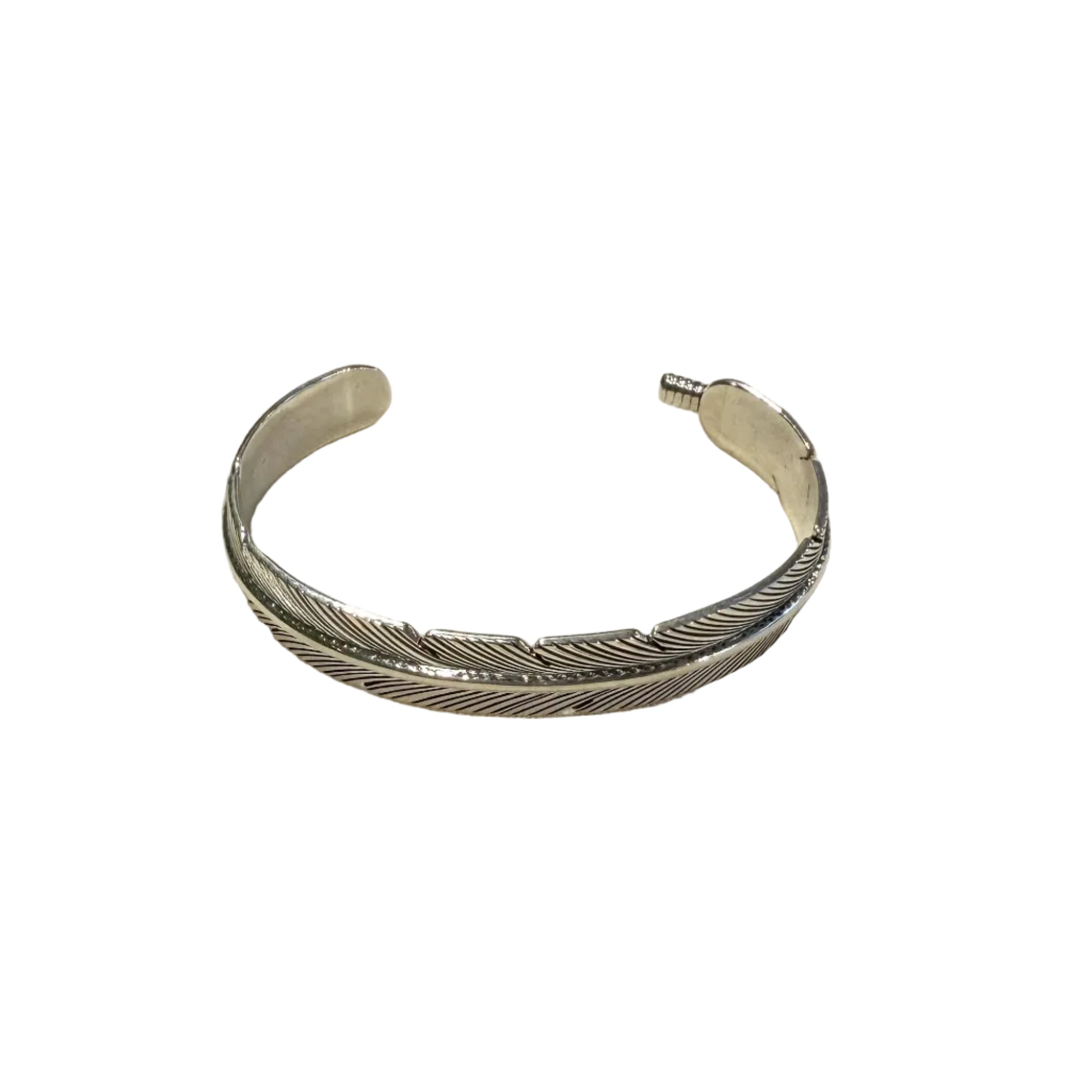 Feather bracelet by Harvey Mace (0.37"") / Sterling Silver / 5 1/2"