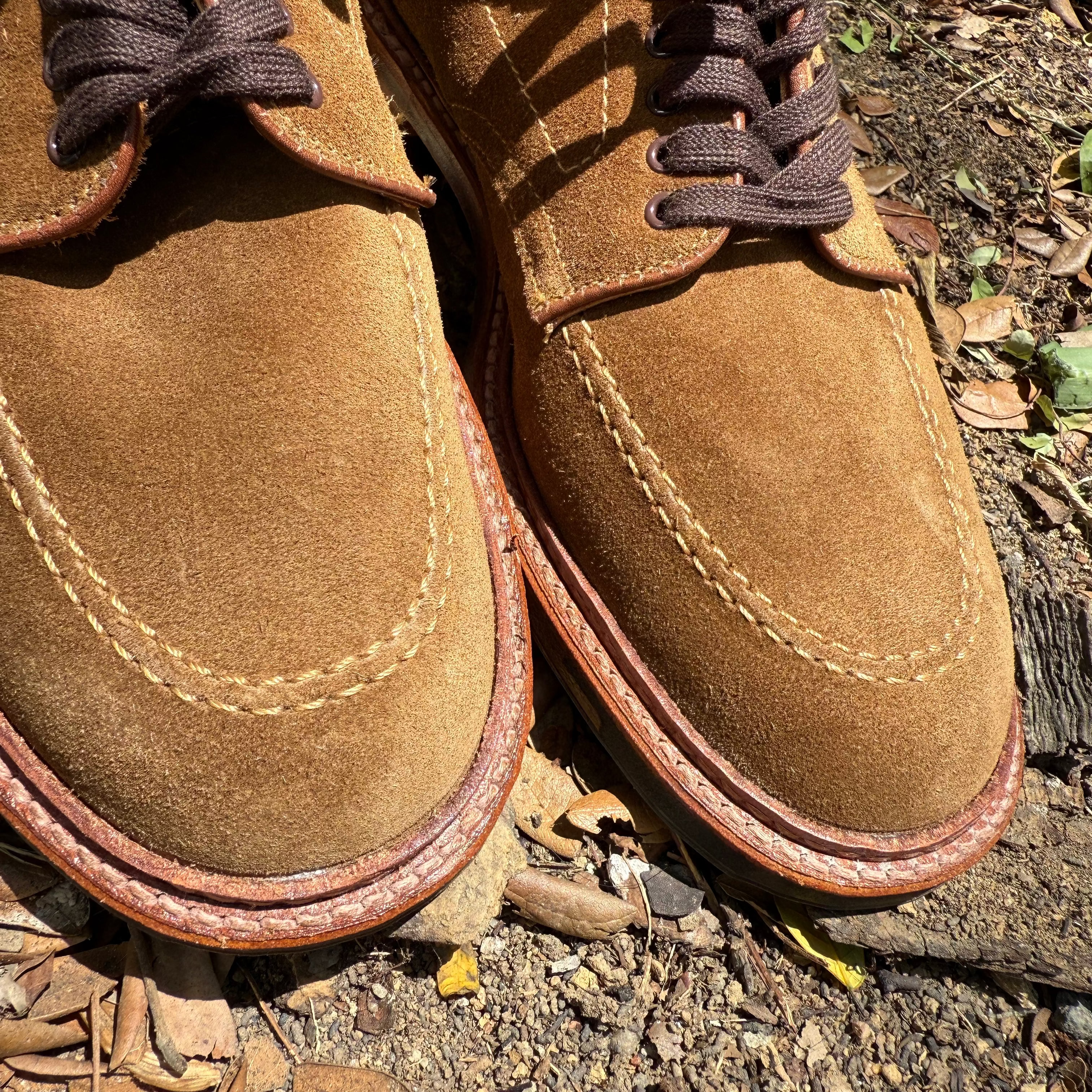 ALDEN 4011HC MOCC TOE BOOT SNUFF SUEDE