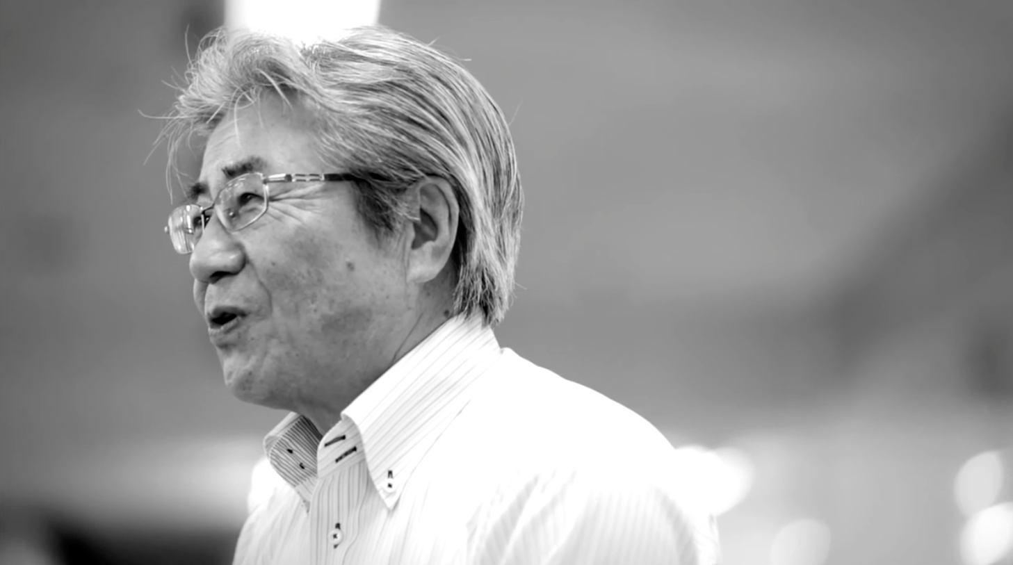 ビデオをロード: 