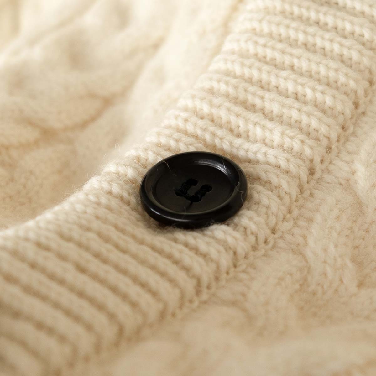 COLONY CLOTHING / CABLE KNIT CARDIGAN / CC2202-KN01