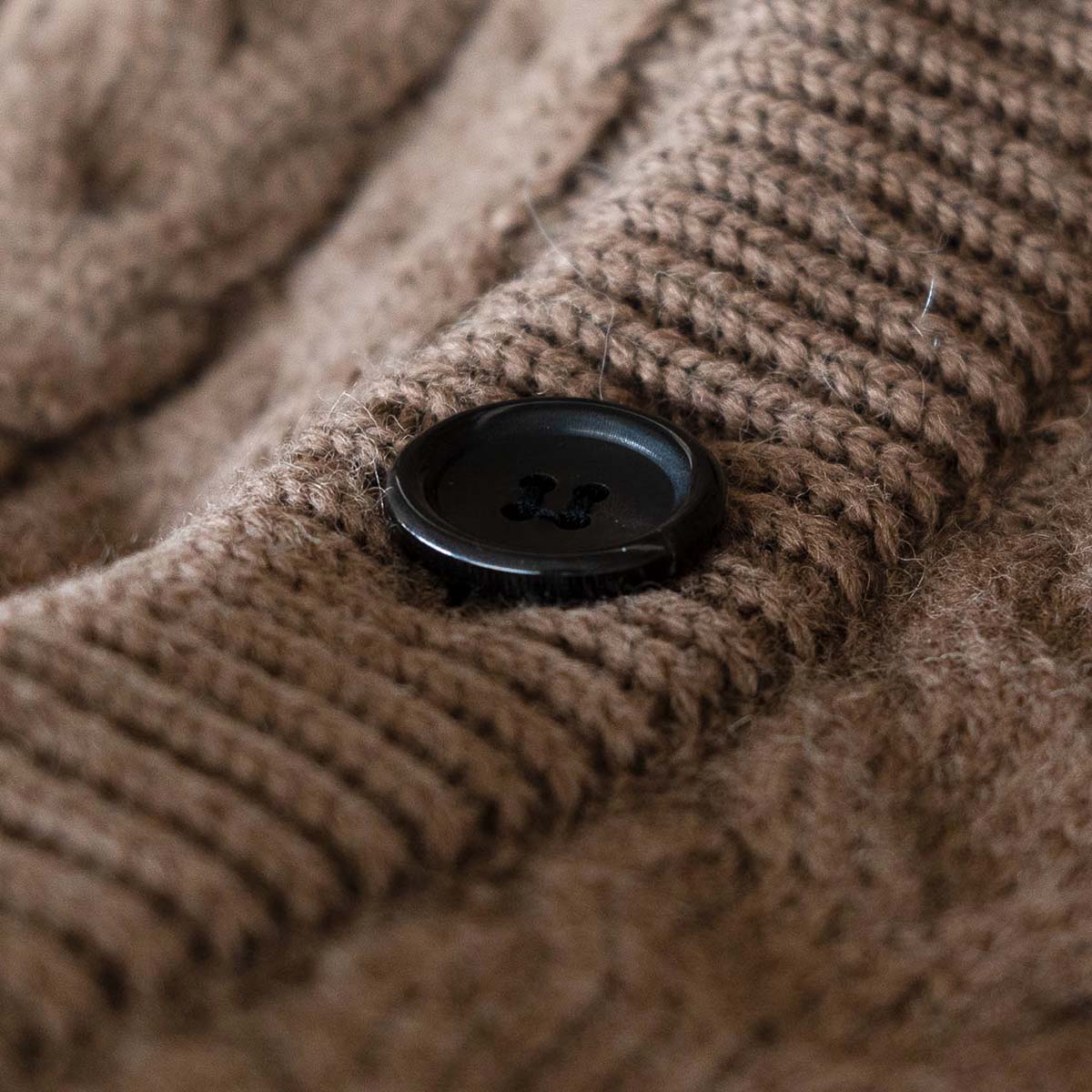 COLONY CLOTHING / CABLE KNIT CARDIGAN / CC2202-KN01